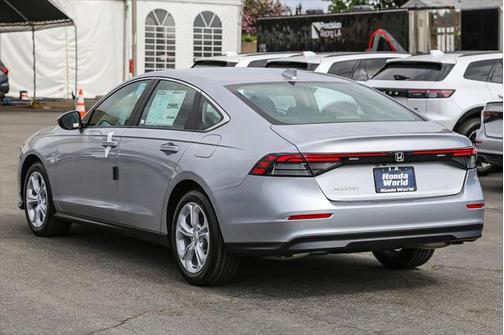 2025 Honda Accord LX 1.5T