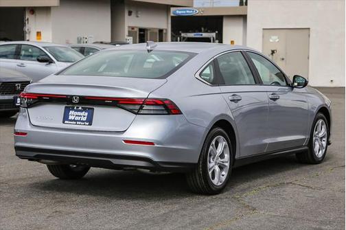 2025 Honda Accord LX 1.5T