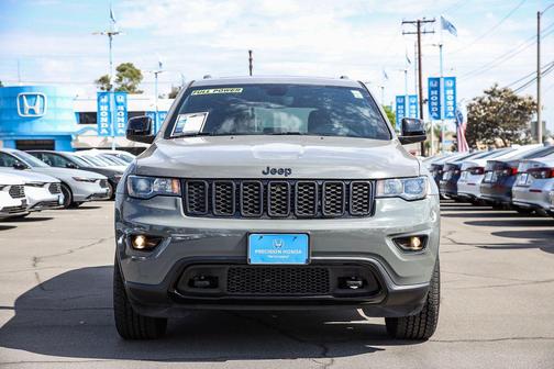 2019 Jeep Grand Cherokee Upland