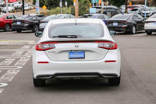 Platinum White Pearl 2023 Honda Civic EX-L