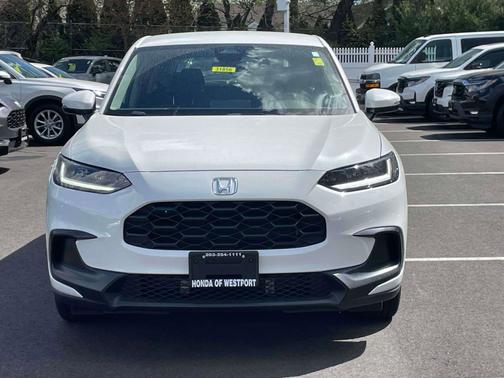Platinum White Pearl 2024 Honda HR-V