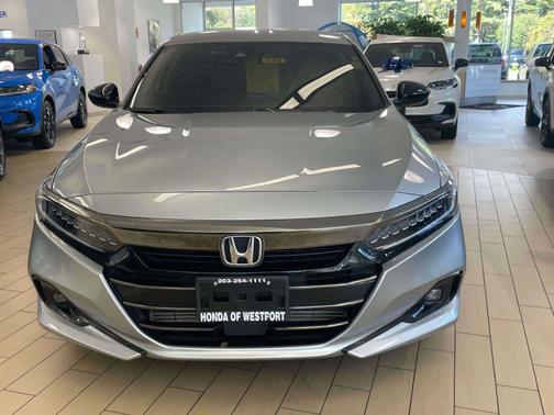 2022 Honda Accord 