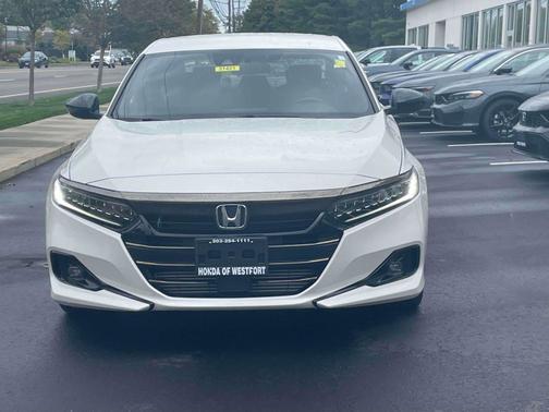 2022 Honda Accord 