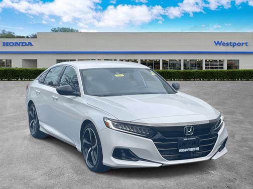 2022 Honda Accord 