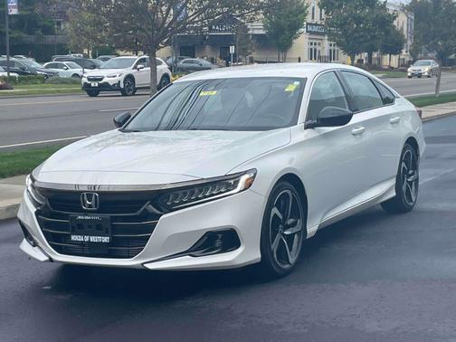 2022 Honda Accord 