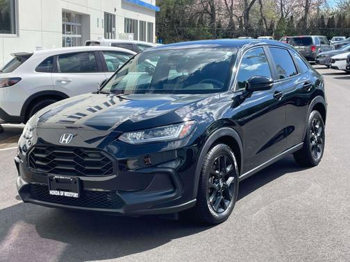 Crystal Black Pearl 2024 Honda HR-V