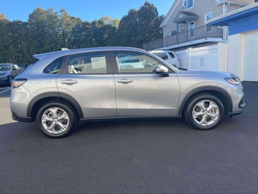 2023 Honda HR-V 