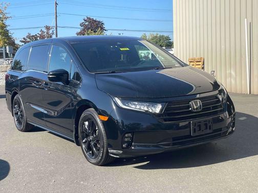 2023 Honda Odyssey 