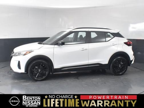 2024 Nissan Kicks SR
