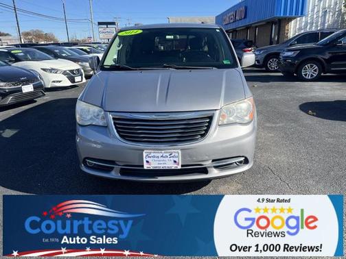 2014 Chrysler Town & Country Touring