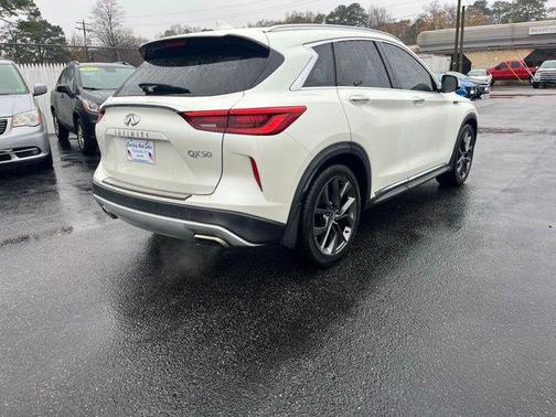 2019 INFINITI QX50 ESSENTIAL
