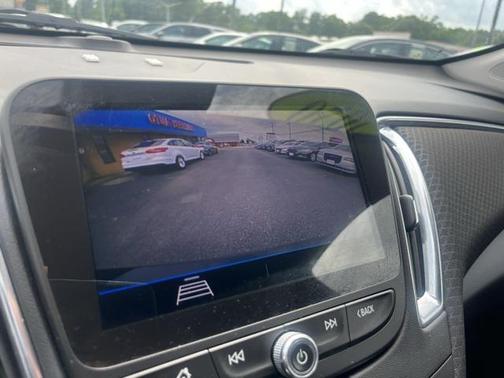 2020 Chevrolet Malibu FWD LT