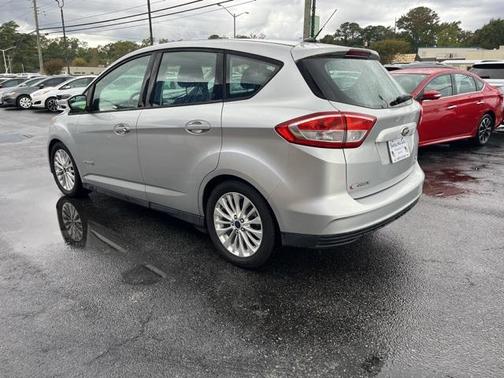 2017 Ford C-Max Hybrid SE