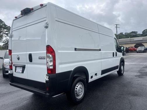2025 RAM ProMaster 2500 Tradesman