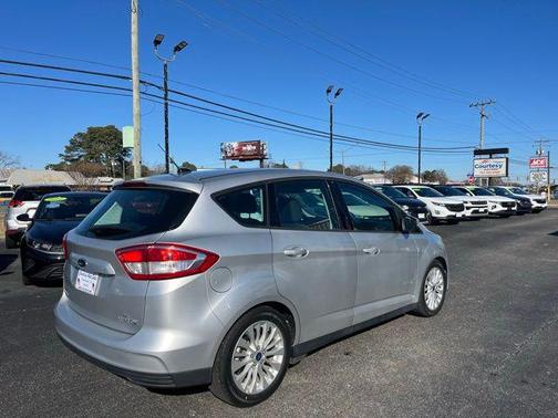 2017 Ford C-Max Hybrid SE
