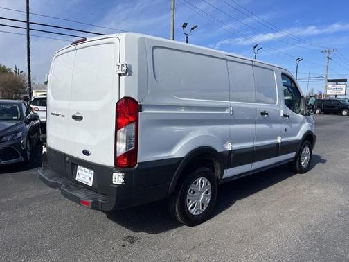 2016 Ford Transit-250 Base