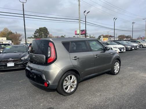 2016 Kia Soul +