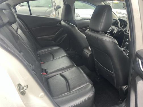 2018 Mazda Mazda3 Grand Touring