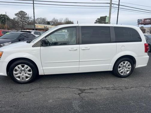 2017 Dodge Grand Caravan SE
