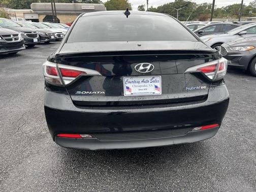 2017 Hyundai SONATA Hybrid SE