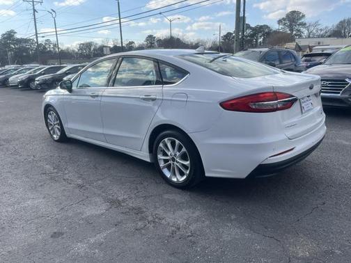 2019 Ford Fusion Hybrid SE