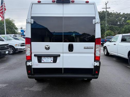 Bright White Clearcoat 2023 RAM ProMaster 2500 High Roof