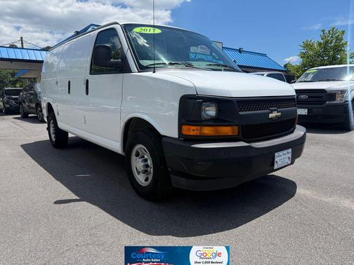 Summit White 2017 Chevrolet Express 2500 Work Van