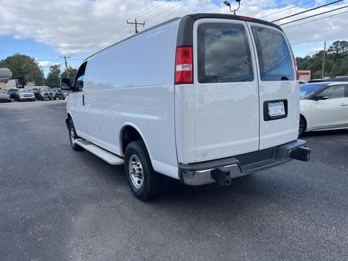 2022 GMC Savana 2500 Work Van
