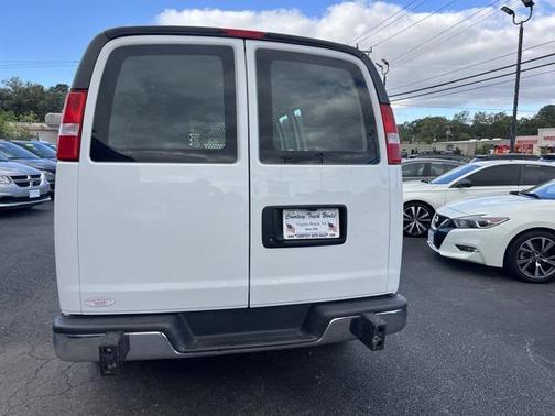 2022 GMC Savana 2500 Work Van