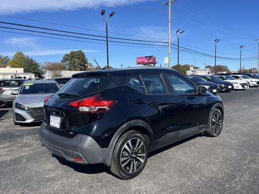 2020 Nissan Kicks SV