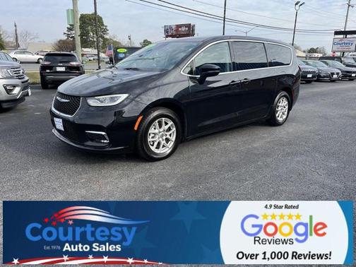 2023 Chrysler Pacifica Touring L