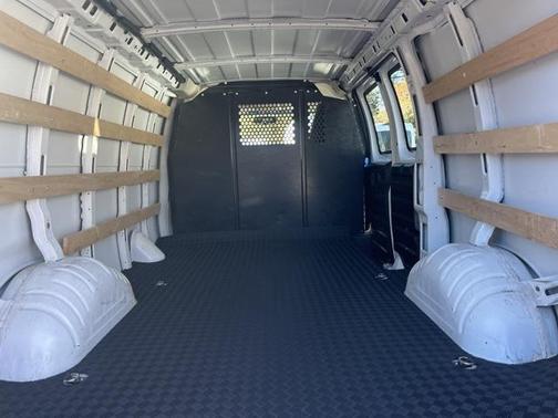 2024 GMC Savana 2500 Work Van