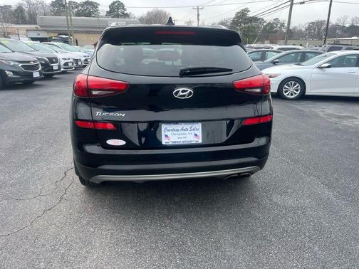 2019 Hyundai TUCSON SE