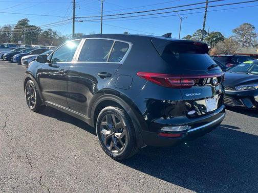 2022 Kia Sportage LX