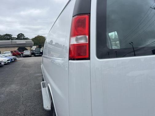 2023 GMC Savana 2500 Work Van