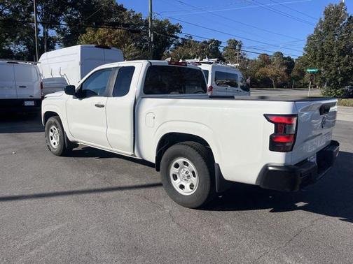 2022 Nissan Frontier S