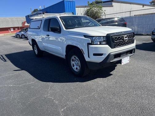 2022 Nissan Frontier S
