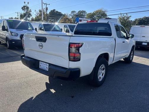 2022 Nissan Frontier S