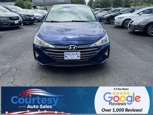 2019 Hyundai ELANTRA SE