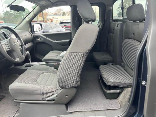 2017 Nissan Frontier SV