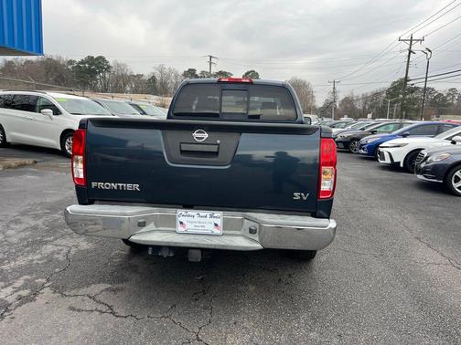 2017 Nissan Frontier SV