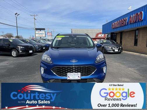2022 Ford Escape Titanium