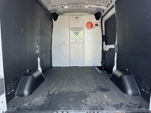 2022 Ford Transit-250 Base