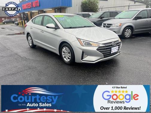 2019 Hyundai ELANTRA SE