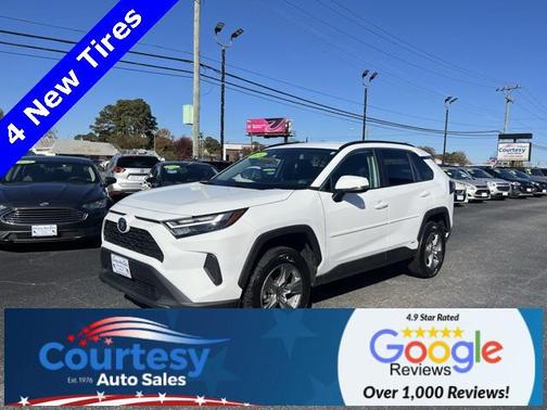 2024 Toyota RAV4 Hybrid LE