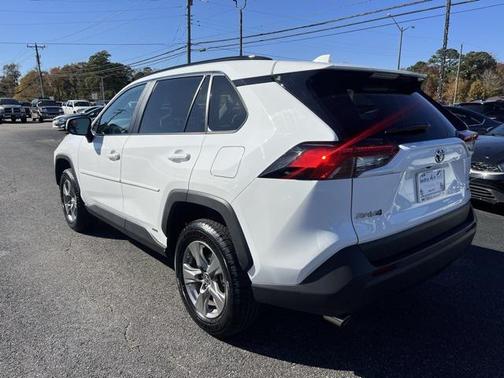 2024 Toyota RAV4 Hybrid LE