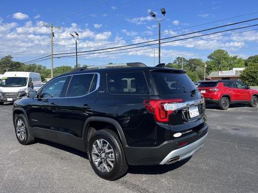 2023 GMC Acadia AWD SLT