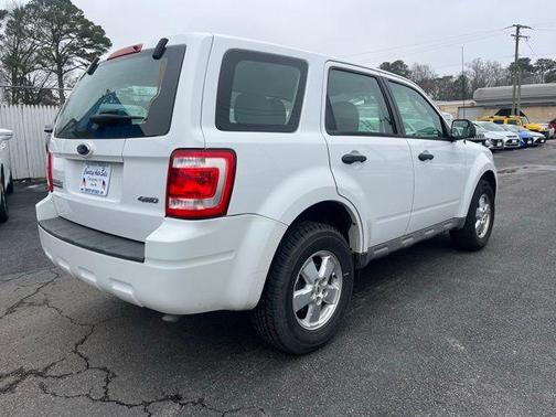 2009 Ford Escape XLS
