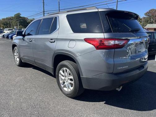2021 Chevrolet Traverse LT Cloth