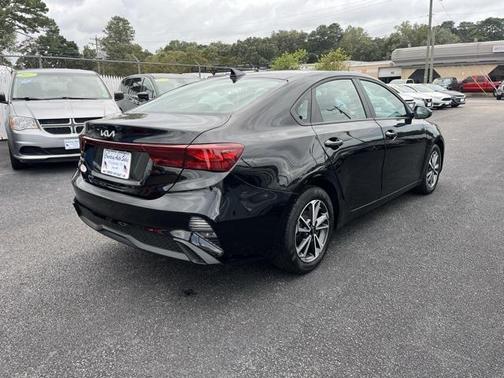 2022 Kia Forte LXS
